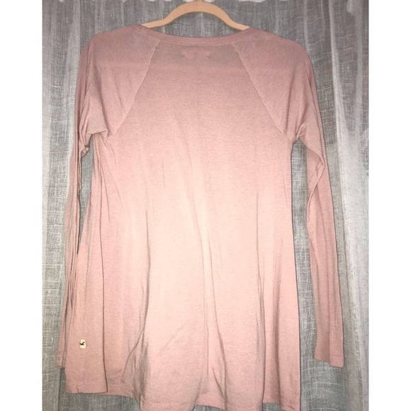 Hollister Light Pink Long Sleeve Shirt - Picture 2 of 4